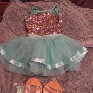 Girls size 6 dress and shoes
